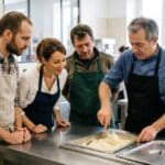 Financer une formation à la glace : OPCO, FAFCEA, VIVEA, qui paie quoi Stagiaires en formation glace dans un laboratoire